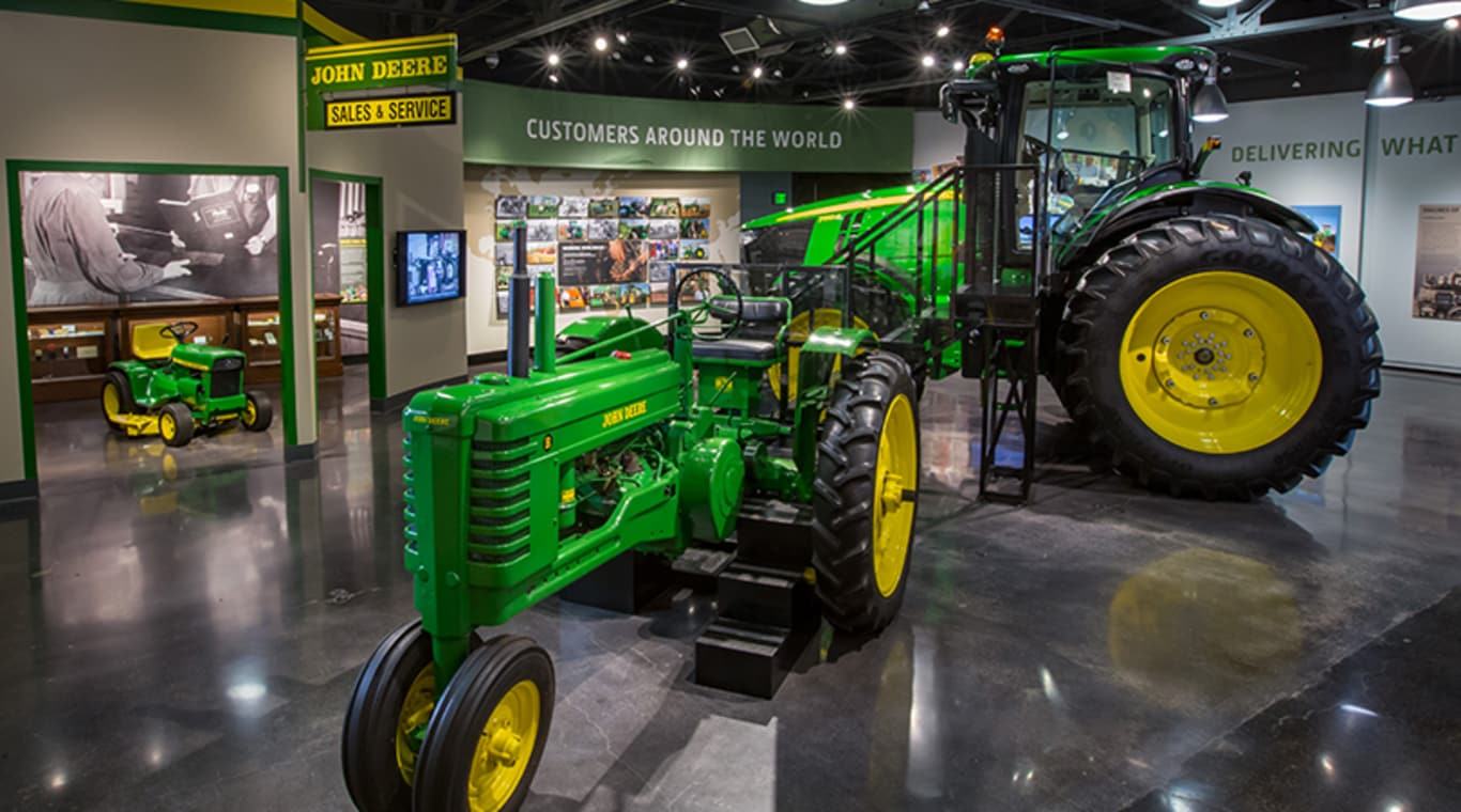 John Deere Tractor & Engine Museum | Visit John Deere | John Deere IN