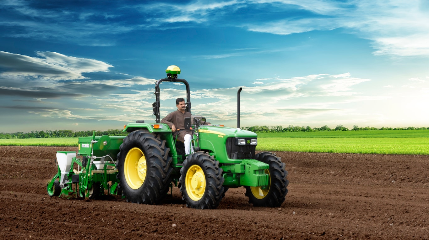 Buy Farm Tractor | Price & Specifications | John Deere India